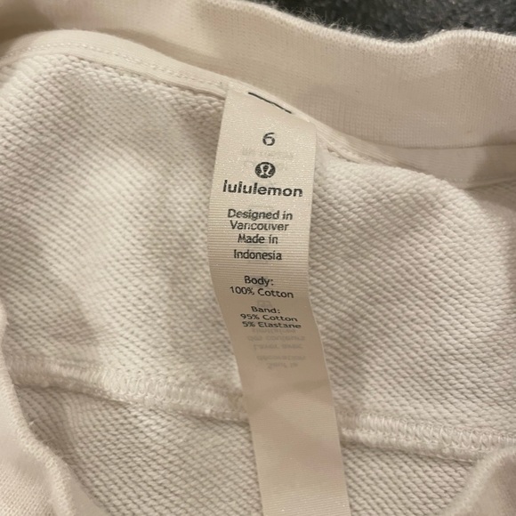 Lululemon Perfectly Oversized Crop Crew - Picture 9 of 9